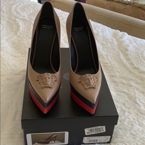 Versace Shoes - Versace medusa pump